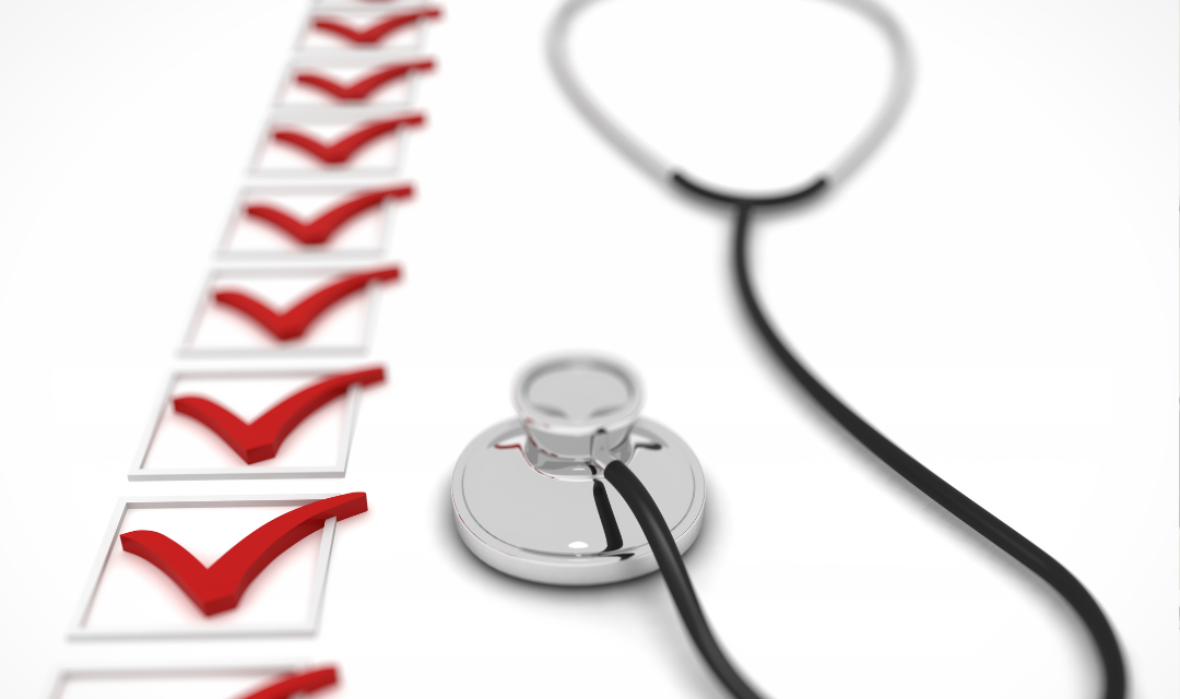 Checkmarks and stethoscope